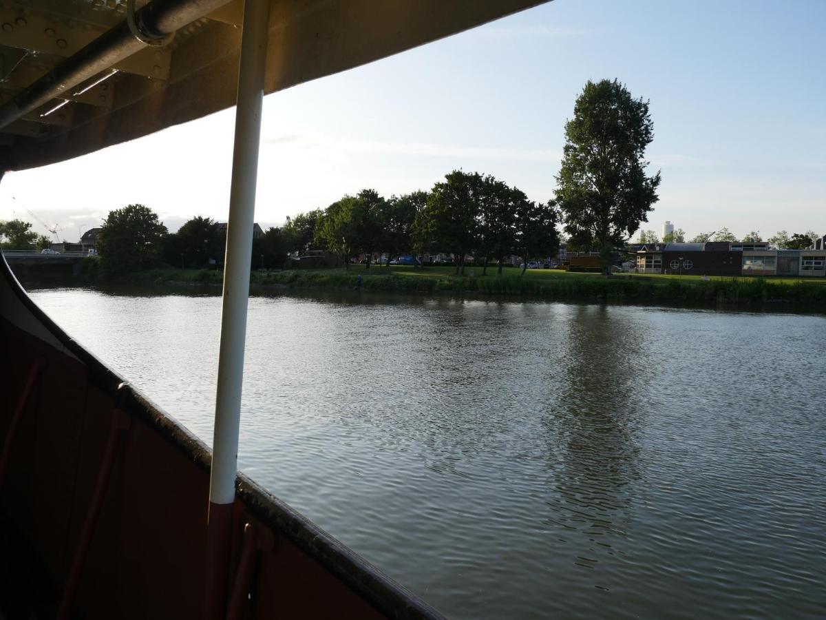 De Logeerboot Dordrecht Acomodação com café da manhã Exterior foto