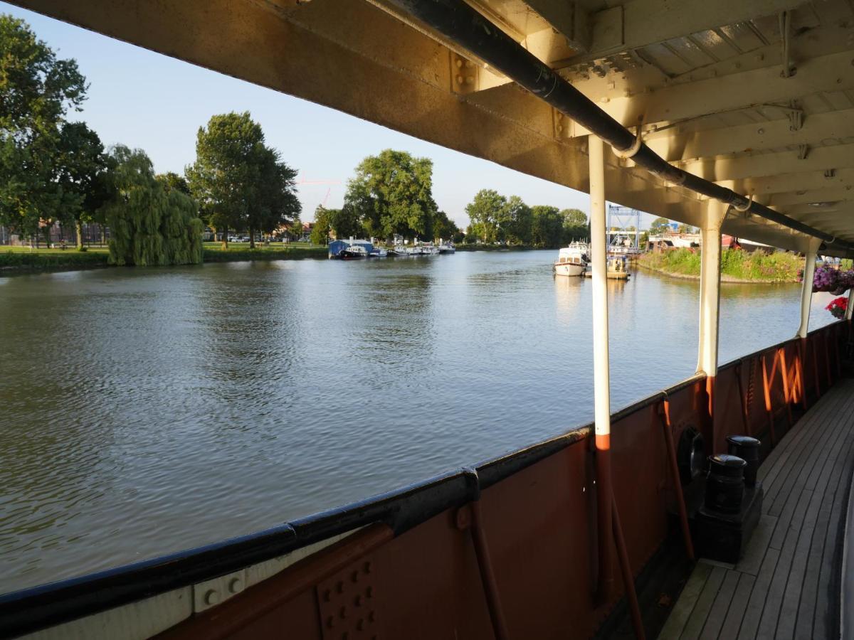 De Logeerboot Dordrecht Acomodação com café da manhã Exterior foto
