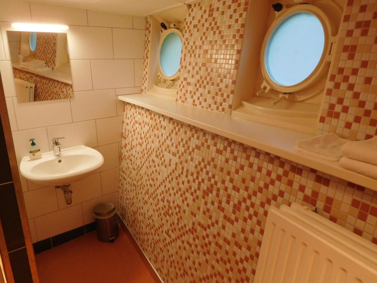 De Logeerboot Dordrecht Acomodação com café da manhã Exterior foto